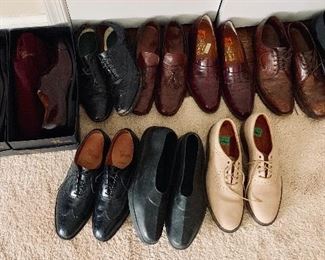 Men’s shoes size 11. Some new in box. Allen Edmunds snd other quality brands 