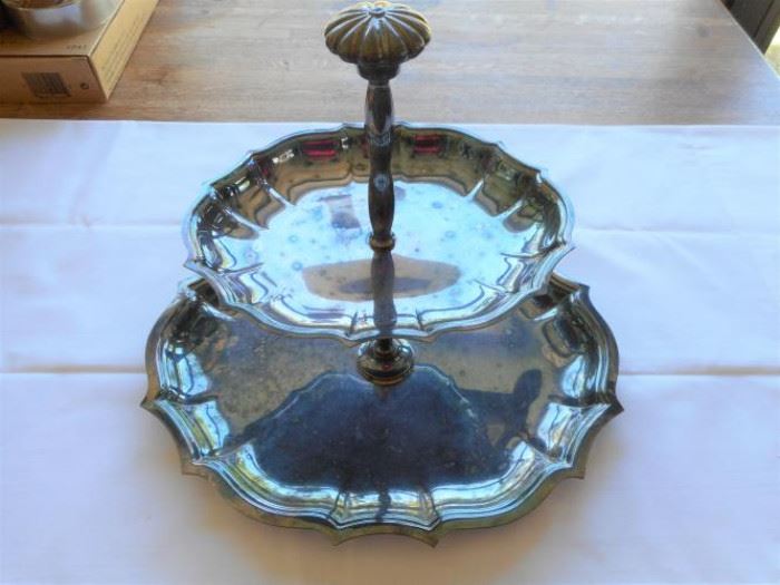 2 Tier International Silver Co. tray 11" dia bottom 8 1/2" tall          https://ctbids.com/#!/description/share/133132