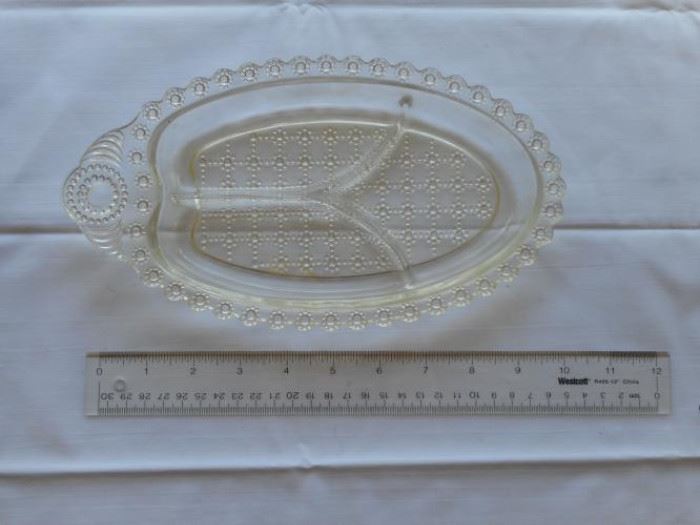 Vintage 3 compartment relish dish - raised dots on bottom - 10" oval https://ctbids.com/#!/description/share/132637