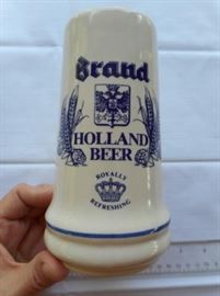 Vintage hand decorated Royal Brand Holland beer stein #311 6 1/4" tall https://ctbids.com/#!/description/share/132660