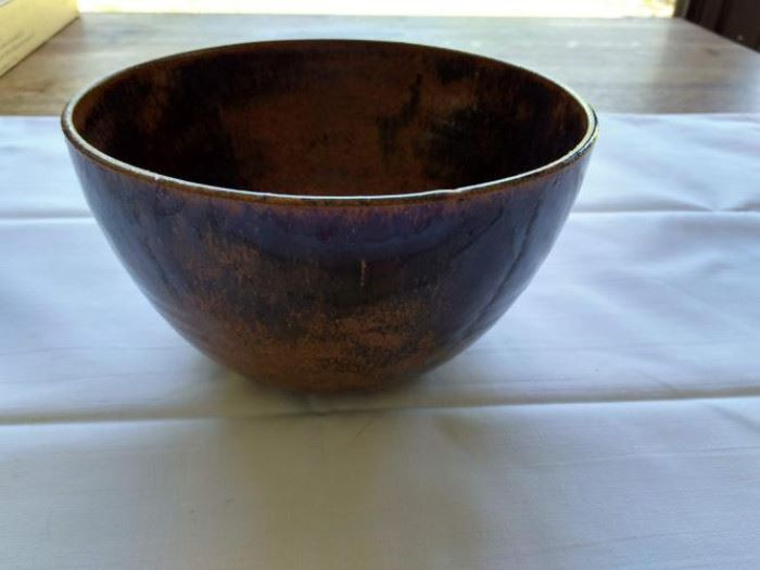 Black and brown vintage pottery bowl https://ctbids.com/#!/description/share/132507