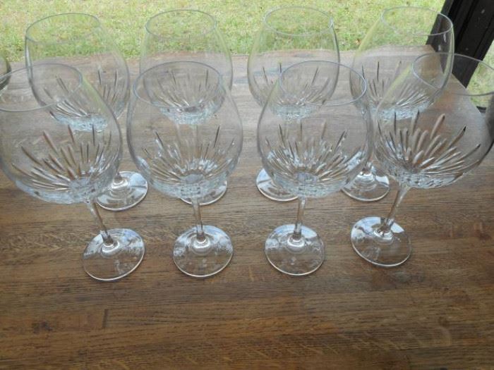 Set of Shannon 9.5" crystal balloon glasses https://ctbids.com/#!/description/share/132538