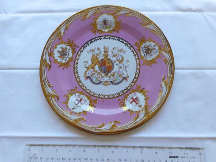 Vintage Commemorative Plates form the Royal Collection "The Great Exhibition" metal plate https://ctbids.com/#!/description/share/132552