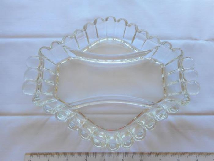 Vintage divided candy dish 9 1/2 x 7 1/2" https://ctbids.com/#!/description/share/133110