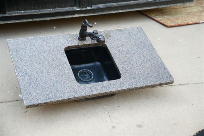 136. Kitchen Sink Faucet with Granite Counter