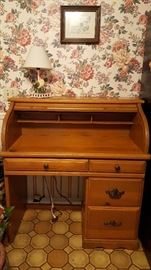 Roll top desk