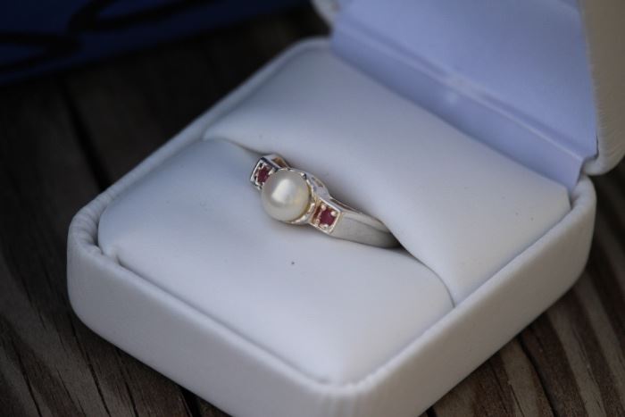 Sterling Pearl & Pink Topaz Ring