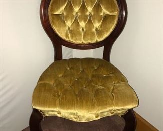 Victorian-style parlor chair, made by Kimball Furniture, Montgomery, AL in the 1950s. Kimball later became Jasper Furniture Co.
