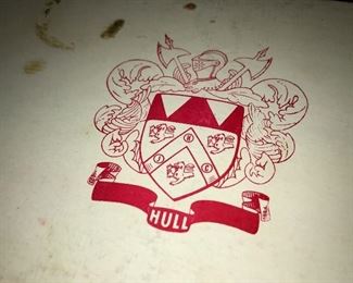 Vintage Hull carving set, original box.