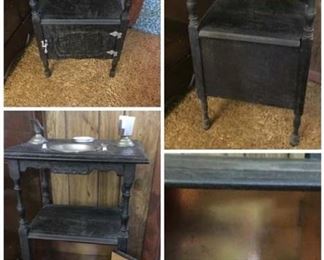SMOKING TABLE