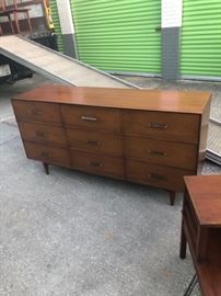 9 drawer dresser.