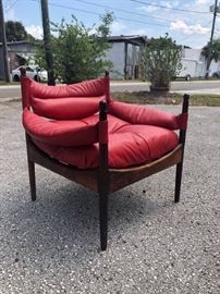 Small rosewood danish lounge chair