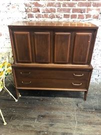 Broyhill Chest