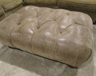 LEATHER OTTOMAN
RESTERATION HARDWARE