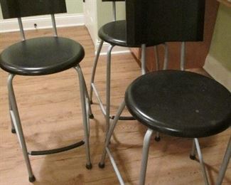 BLACK BAR STOOLS WITH BACKREST