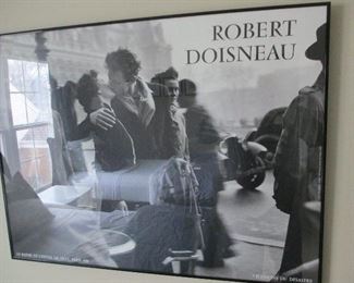 ROBERT DOISNEAU FRAMED PRINT