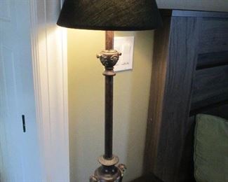 TALL CANDLESTICK LAMP WITH URN BASE
