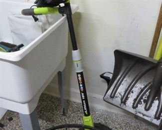 RYOBI LITHIUM 18V WEED EATER