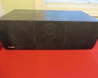 B & W CENTER CHANNEL SPEAKER