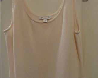 St. John Ivory Knit Shell Size P