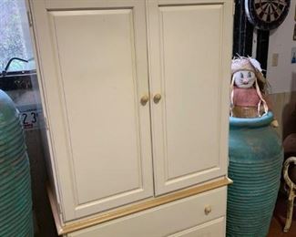 Perfect for a girl's bedroom