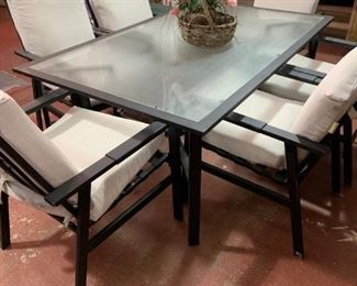 High end outdoor furnishings - love this contemporary look!