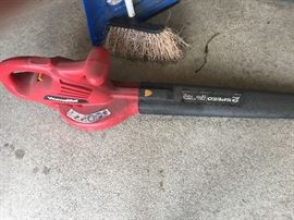 Leaf Blower