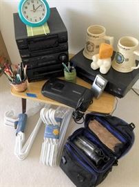 WWT044 Assorted Electronics & Household Items