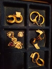 Gold, diamonds, gemstones