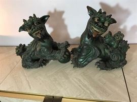 Foo Dog Lot #14 https://ctbids.com/#!/description/share/134575