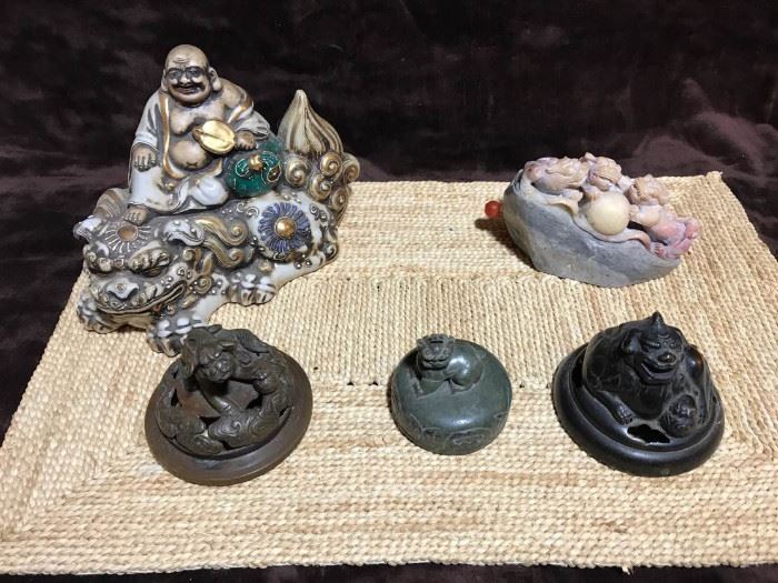 Foo Dogs and Porcelain Buddha Statue https://ctbids.com/#!/description/share/136679