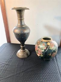 Asian Style Vases https://ctbids.com/#!/description/share/136688