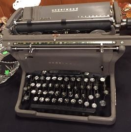Vintage Underwood Typewriter
