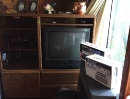 Entertainment Center, TV