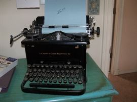 Great old typewriter