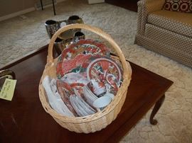 Imari starter set, service for 4.