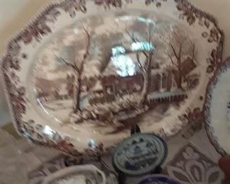 Platters and otherserving pieces