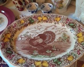 Beautiful turkey plattet with fruit and foliage border