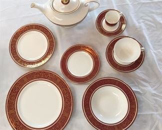 96 piece set service for 12 only 11 of the cake plate 