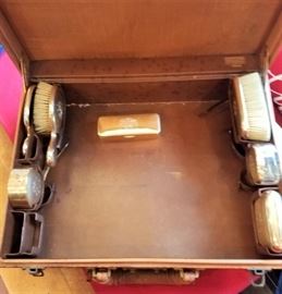 Rare 1930s Leather Louis Vuitton Monogrammed Suitcase Fitted with 14K Gold Toiletries