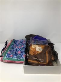 lot of ladies vintage scarfs 