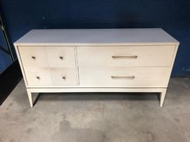 Mid Century Modern Dresser by Kroehler 