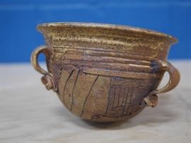 pottery 