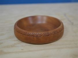 wood bowl 
