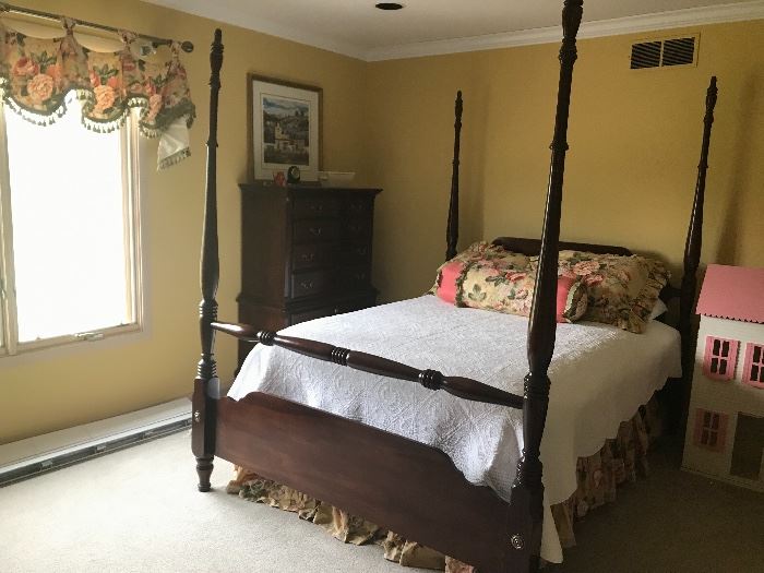 4 poster wood bed 