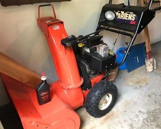 Ariens 824 Snow Blower
