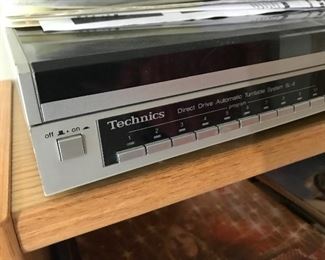 Technics Direct Drive Automatic Turntable System