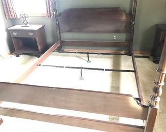 Ethan Allen four poster bed - queen and 2 bedside tables