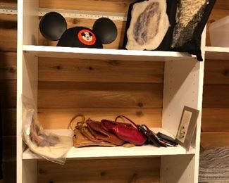 Women's shoes size 7