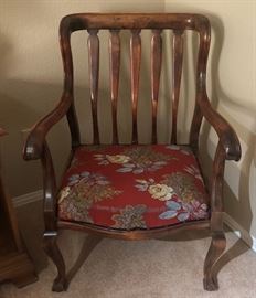 Gorgeous Vintage Arm Chair